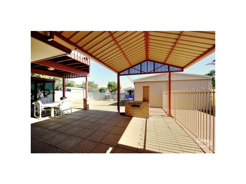 22 Seawind Drive, Silver Sands WA 6210