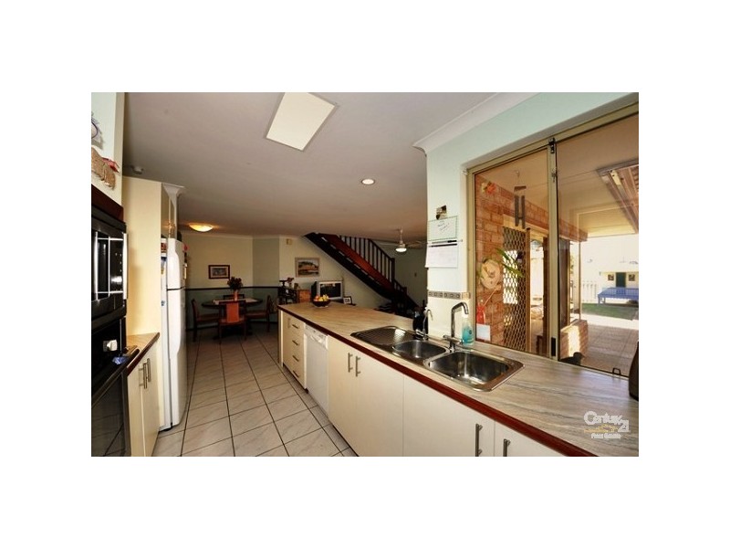 22 Seawind Drive, Silver Sands WA 6210