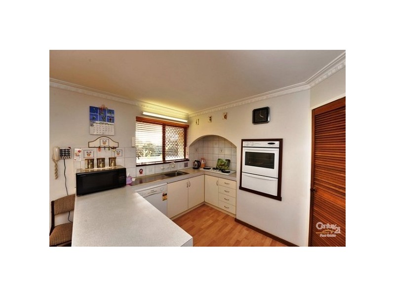 60 Wyeree Road, Mandurah WA 6210