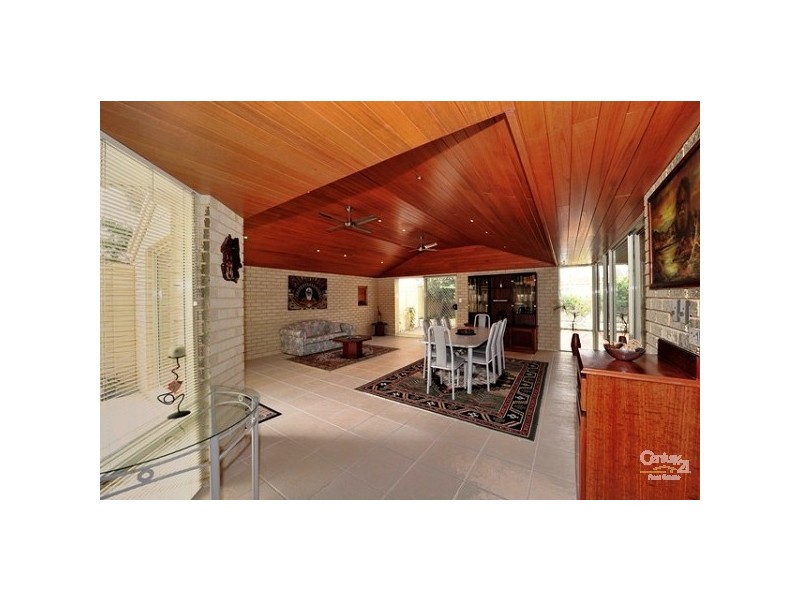 11 Ronsard, Halls Head WA 6210