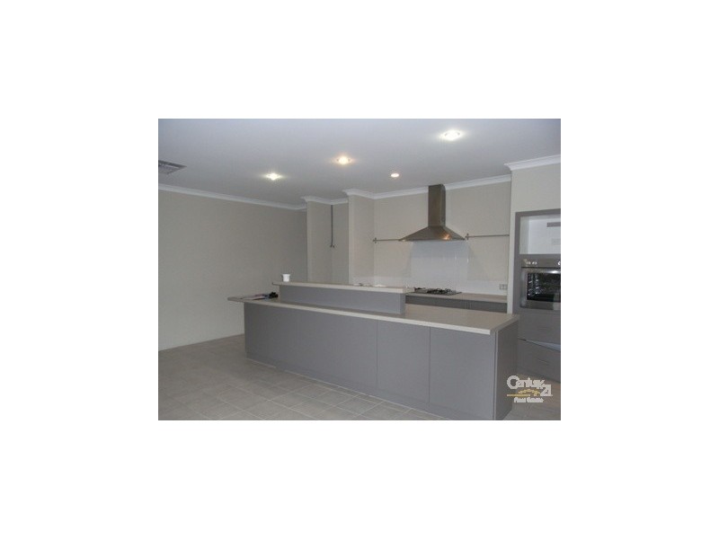 80 Carissa Turn HALLS HEAD, Mandurah WA 6210