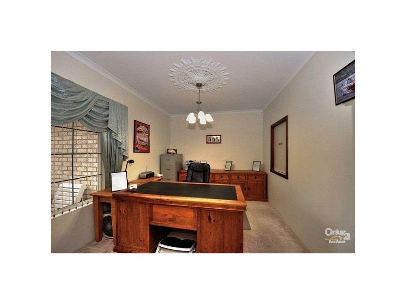 11 Ronsard Drive, San Remo WA 6210