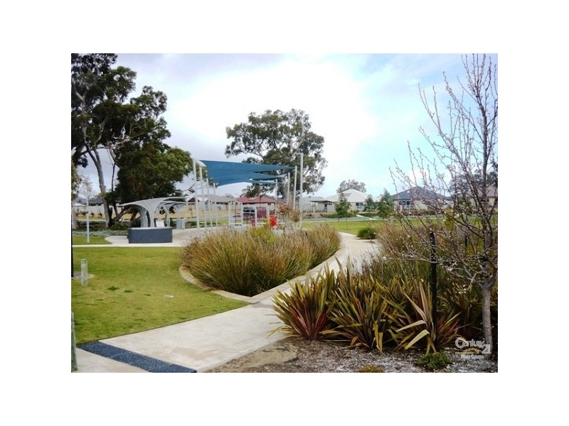 9 Kirkland Way, Meadow Springs WA 6210