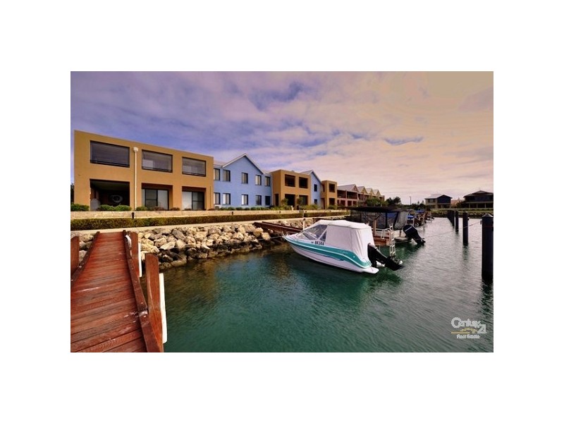 Unit 8, 19 San Marco Quay, Halls Head WA 6210