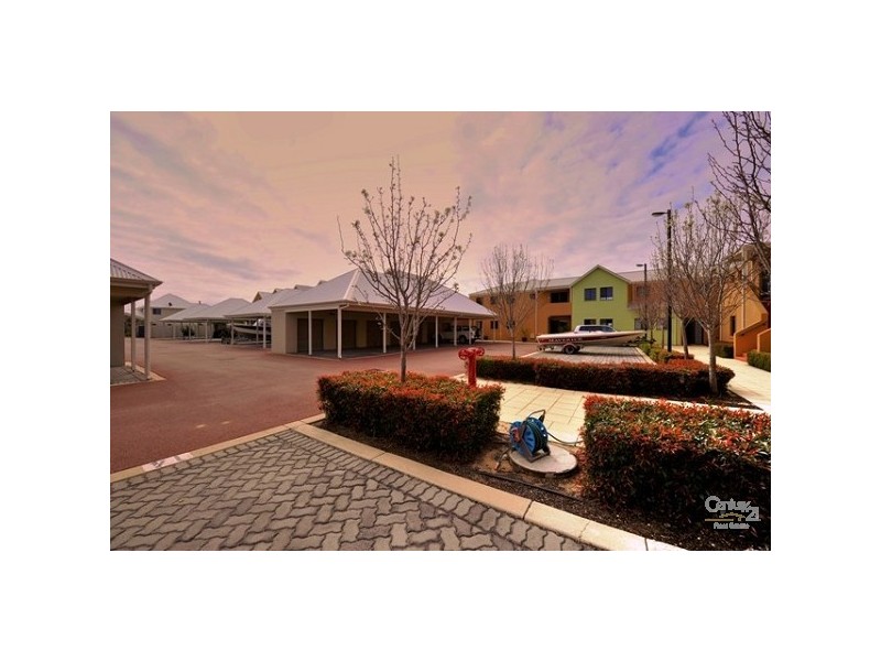 Unit 8, 19 San Marco Quay, Halls Head WA 6210