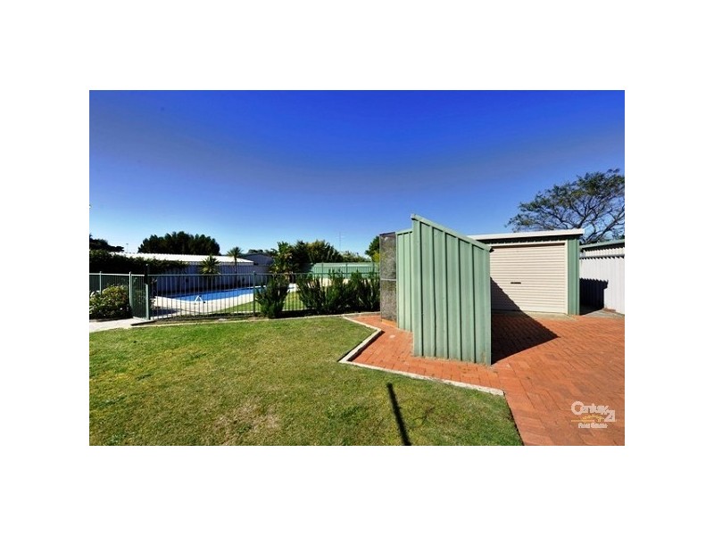 20 Reilly Street, Singleton WA 6175
