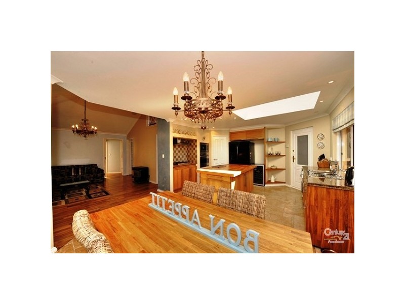 7 Ronsard Drive, San Remo WA 6210