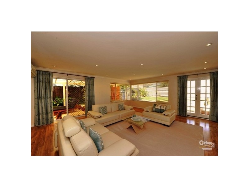 7 Ronsard Drive, San Remo WA 6210