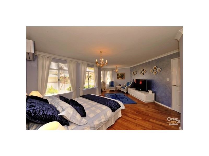 7 Ronsard Drive, San Remo WA 6210