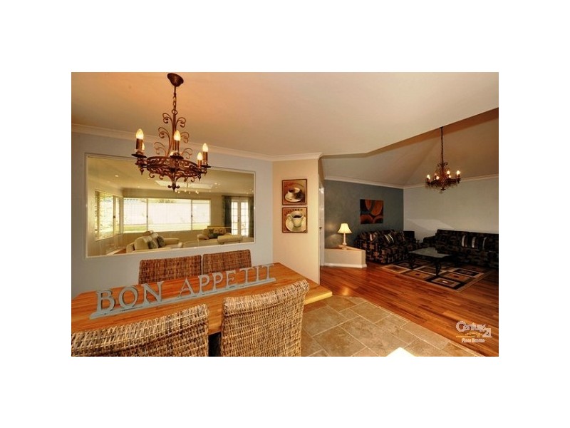 7 Ronsard Drive, San Remo WA 6210