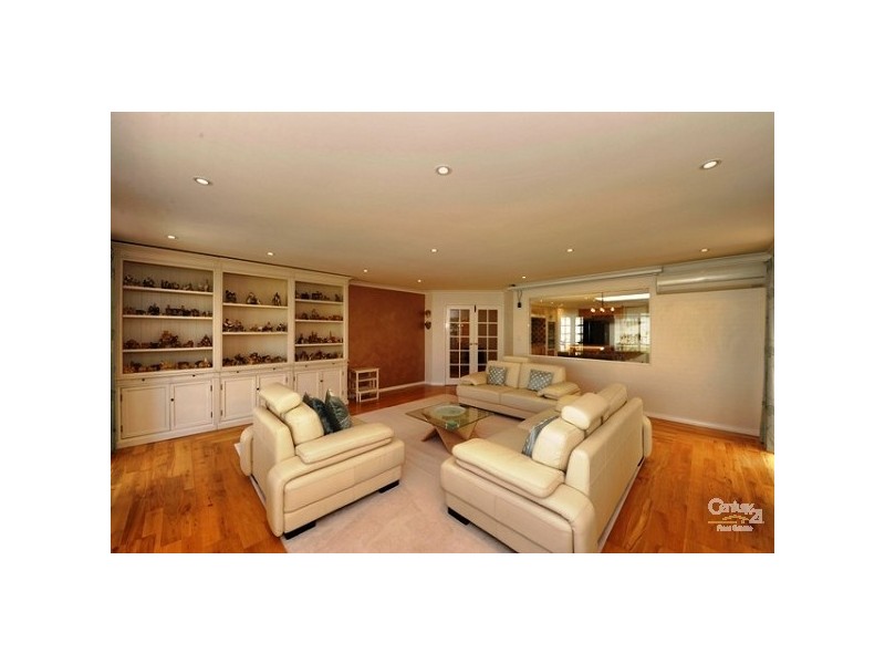 7 Ronsard Drive, San Remo WA 6210