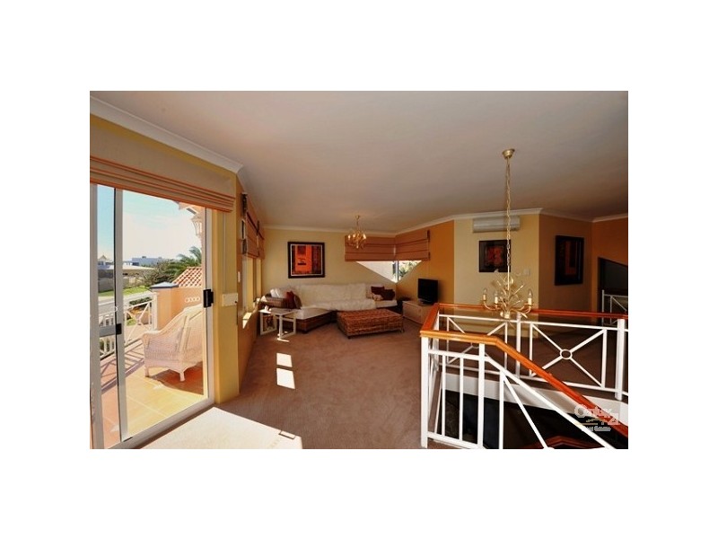 7 Ronsard Drive, San Remo WA 6210