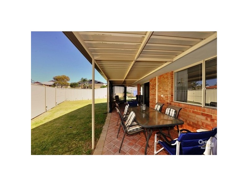 4 Boileau Place, San Remo WA 6210