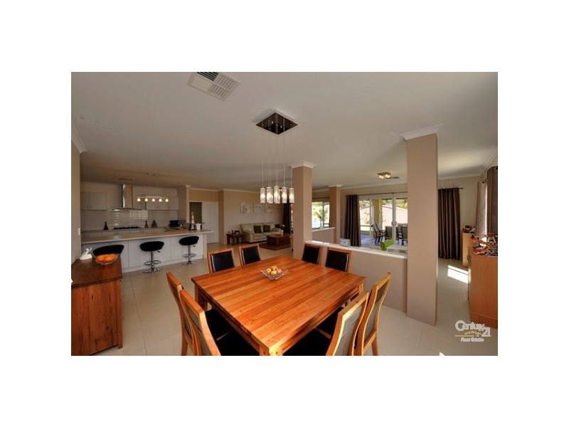 5 Tambellup Drive, Dawesville WA 6211