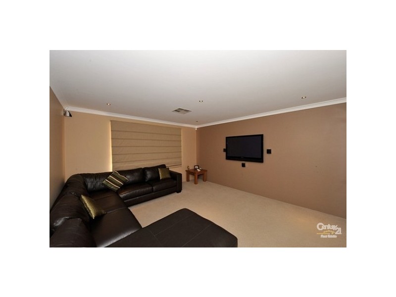 5 Tambellup Drive, Dawesville WA 6211