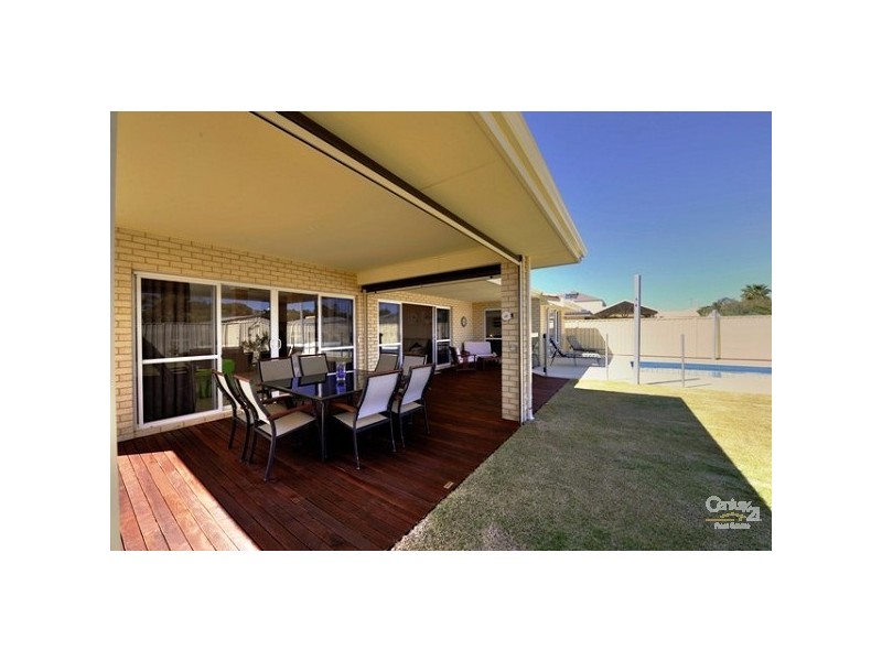 5 Tambellup Drive, Dawesville WA 6211