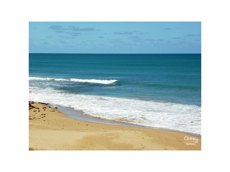 3 Lorea Loop, Halls Head WA 6210