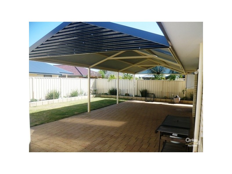 25 Teague Way, Lakelands WA 6180