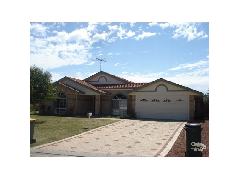 18 Darter Place HALLS HEAD, Mandurah WA 6210
