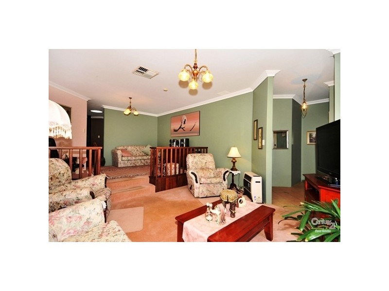 6 Waterston Place, Erskine WA 6210