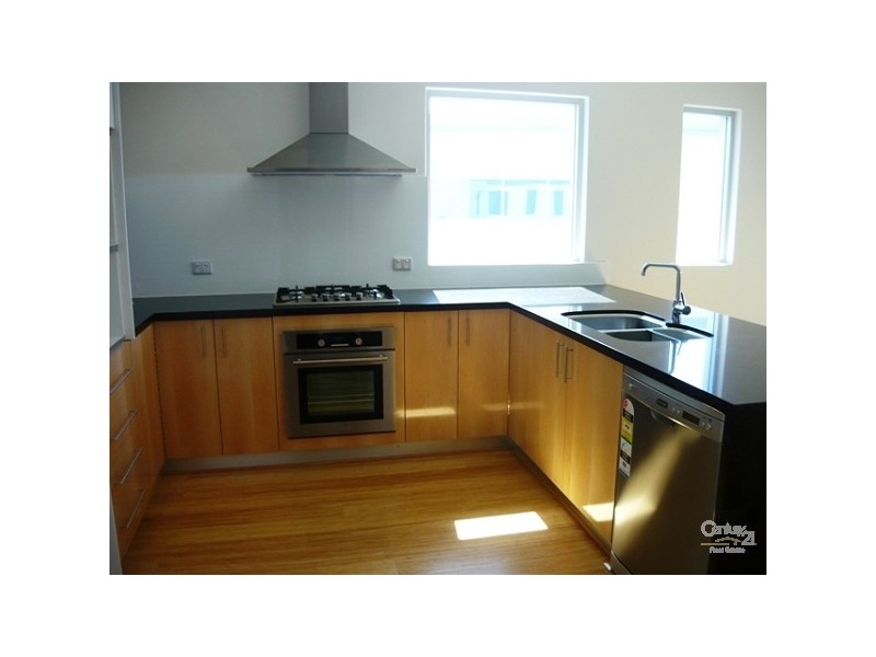 21A  Oversby Terrace HALLS HEAD, Mandurah WA 6210