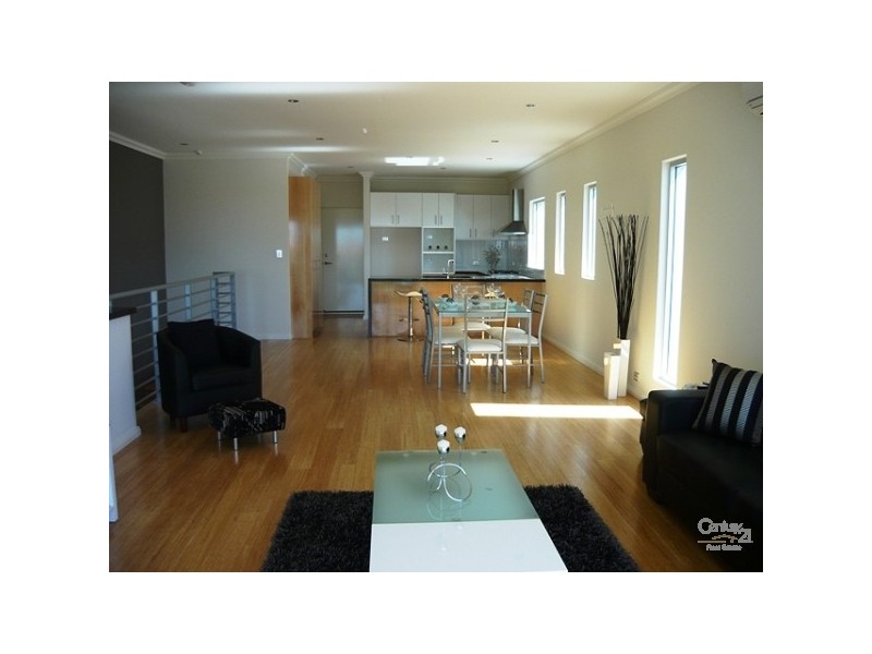 21A  Oversby Terrace HALLS HEAD, Mandurah WA 6210