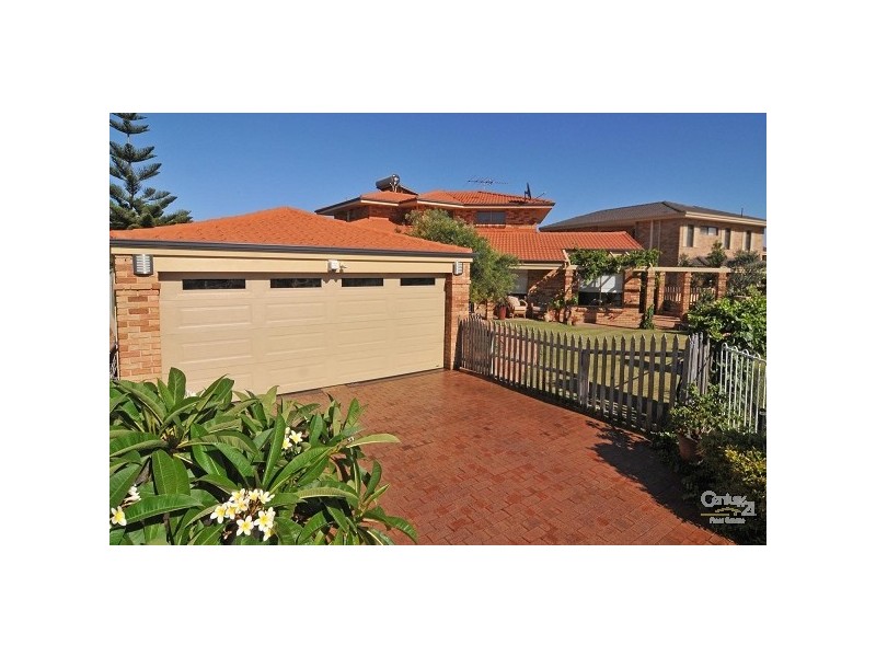 3 Coral Court, Halls Head WA 6210