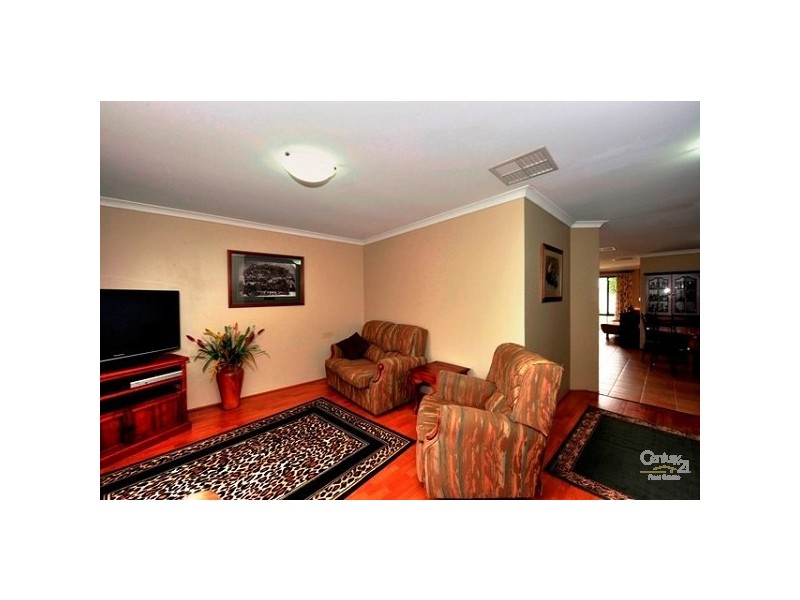 8 Lever way, South Yunderup WA 6208