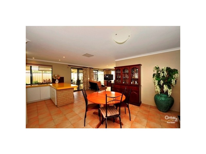 8 Lever way, South Yunderup WA 6208