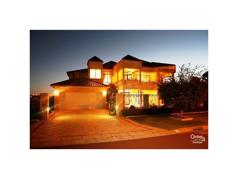 9 Captain Court PORT BOUVARD, Mandurah WA 6210