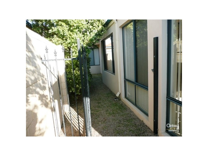 55 Batavia Avenue, Wannanup WA 6210