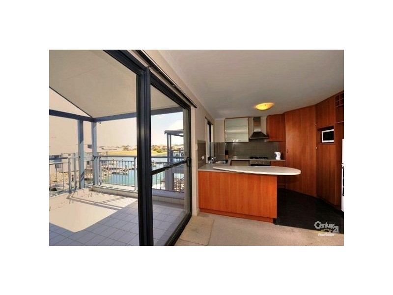 15, 206 Mary Street, Halls Head WA 6210