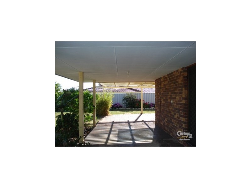 2 Kent Close HALLS HEAD, Mandurah WA 6210