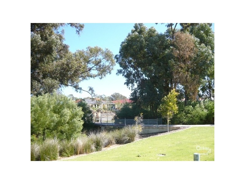 13 Jester Parkway, Meadow Springs WA 6210