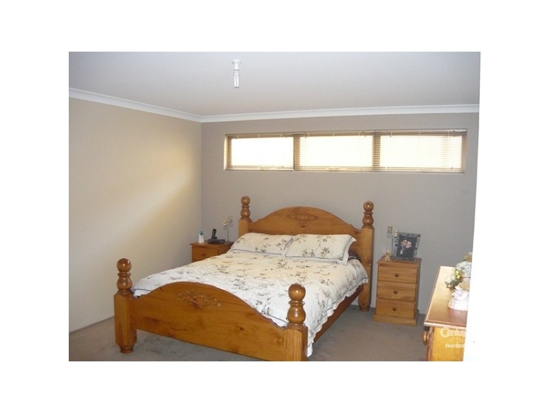 13 Jester Parkway, Meadow Springs WA 6210