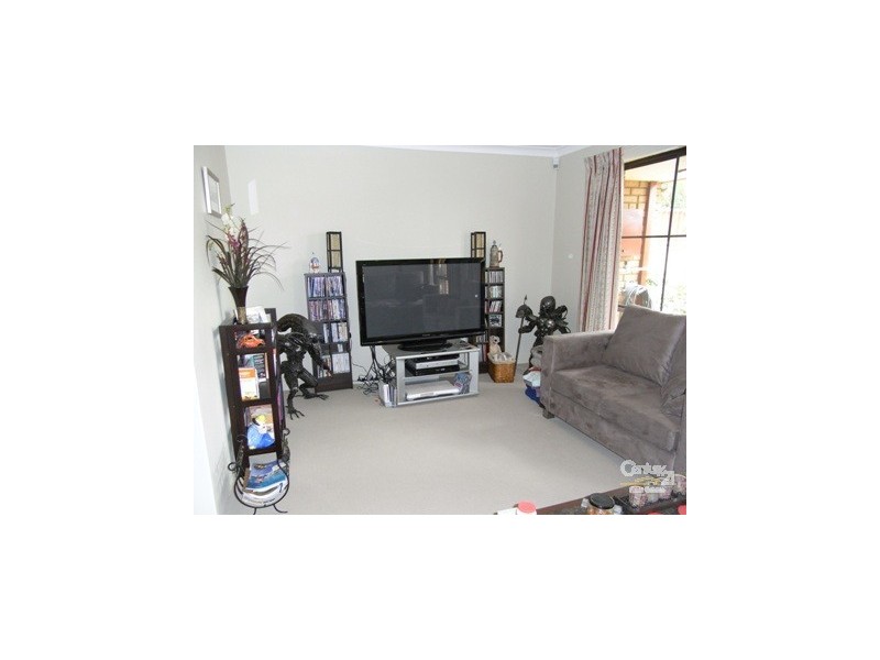 9 Banyon Close HALLS HEAD, Mandurah WA 6210