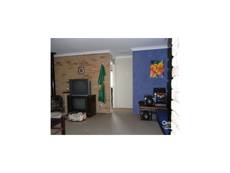 9 Banyon Close HALLS HEAD, Mandurah WA 6210