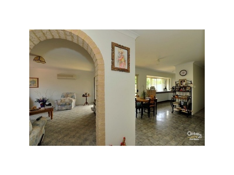 2/27 Service Street, Mandurah WA 6210