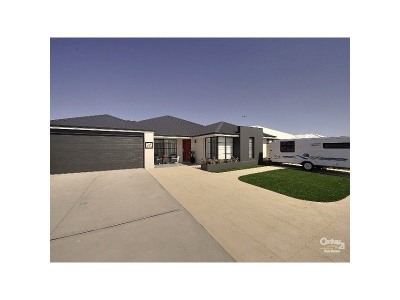 24 Nellie Green, Dudley Park WA 6210