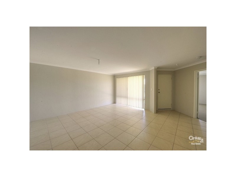 17 Loretta Parkway, Lakelands WA 6180