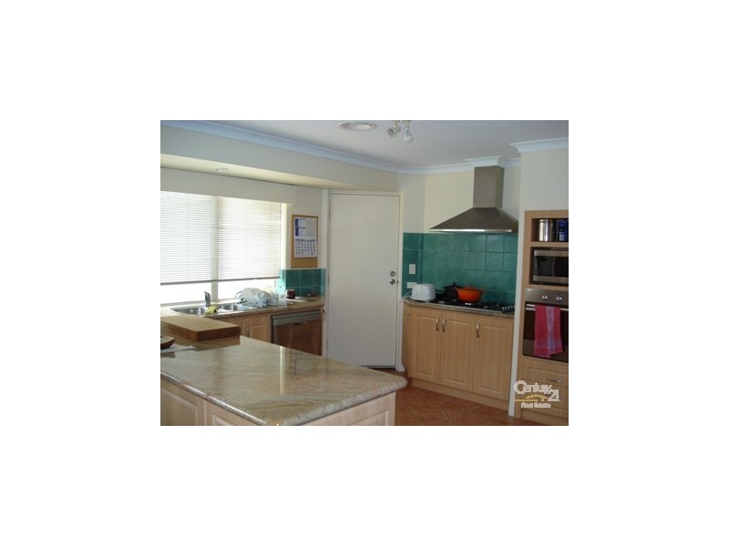 22 Everlasting Retreat HALLS HEAD, Mandurah WA 6210