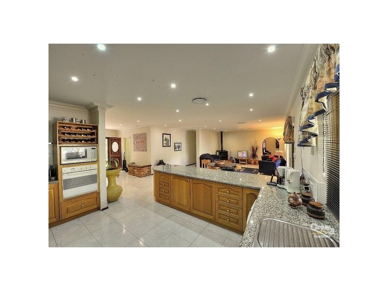 42 Nutbush Avenue, Pleasant Grove, Falcon WA 6210