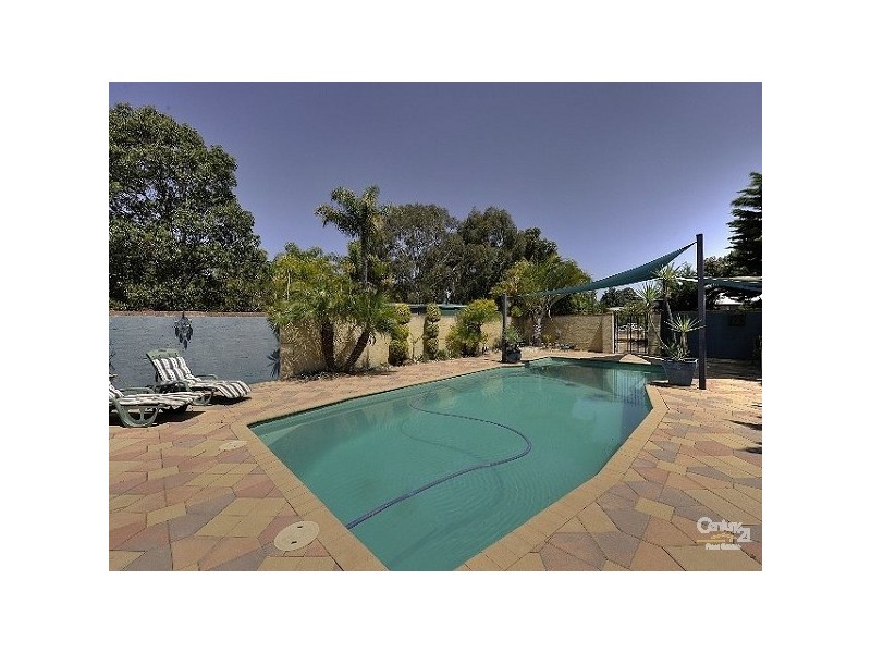 42 Nutbush Avenue, Pleasant Grove, Falcon WA 6210