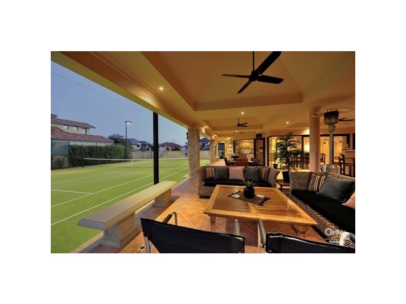 37 Santavea Mews, Halls Head WA 6210