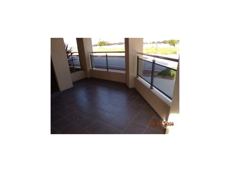 1/4 Dorsadura Way MANDURAH MARINA, Mandurah WA 6210