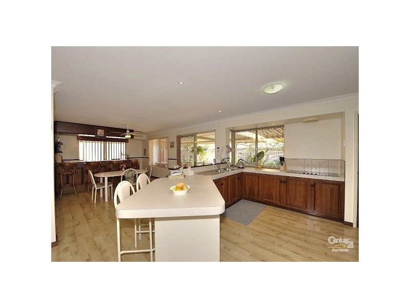 8 Wardell Loop, Dudley Park WA 6210