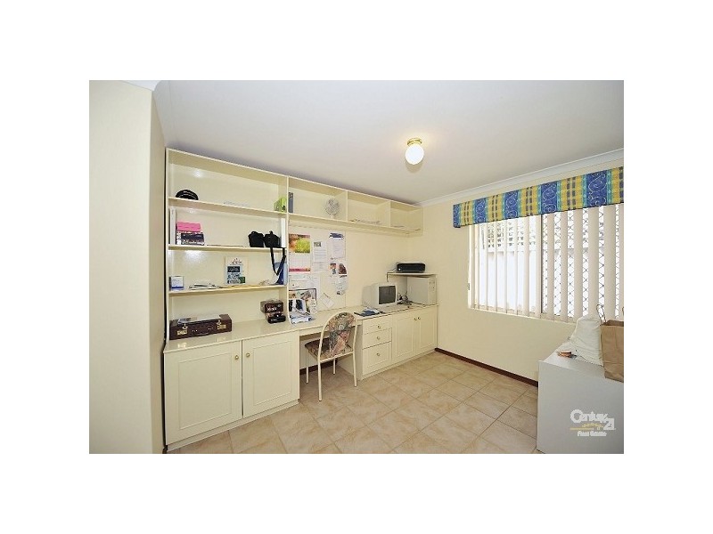 8 Wardell Loop, Dudley Park WA 6210