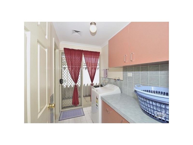 8 Wardell Loop, Dudley Park WA 6210