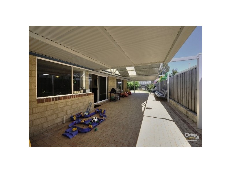 53 Pebble Beach Boulevard, Meadow Springs WA 6210