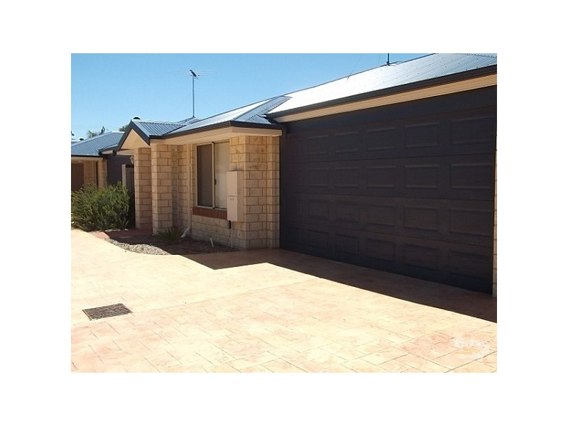 2/40  Davey Street MANDURAH, Mandurah WA 6210